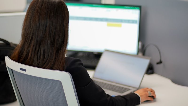 Excel vs Dedicated Renewal Software: Which Works Better?