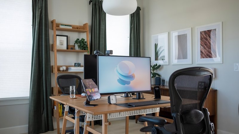 Is the Herman Miller Aeron Worth $1,400?